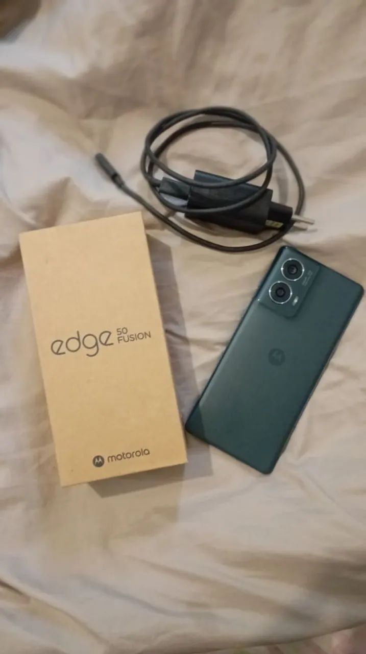 Celular Motorola Edge 50 fusion semi novo