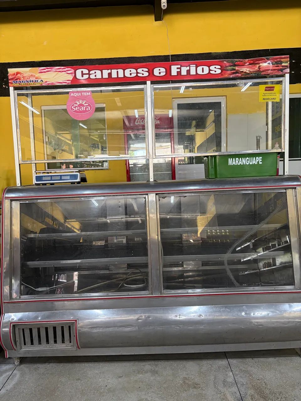 Expositor carnes funcionando perfeitamente