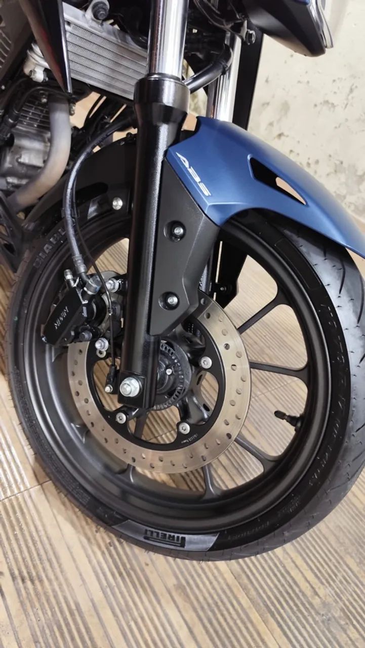 CB300F TWISTER  - Foto 4