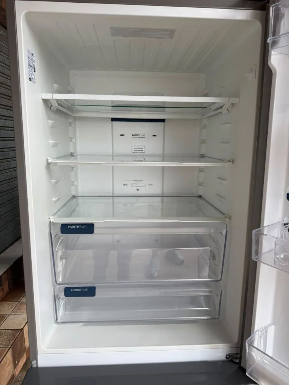 VENDE SE GELADEIRA FUNCIONANDO  - Foto 2