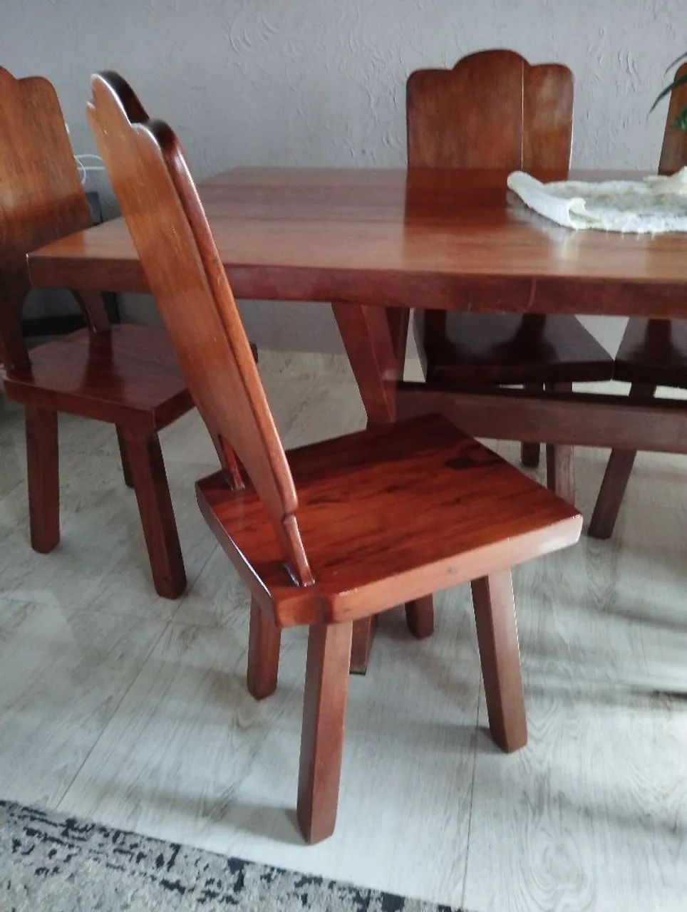 Mesa de madeira maciça  - Foto 4