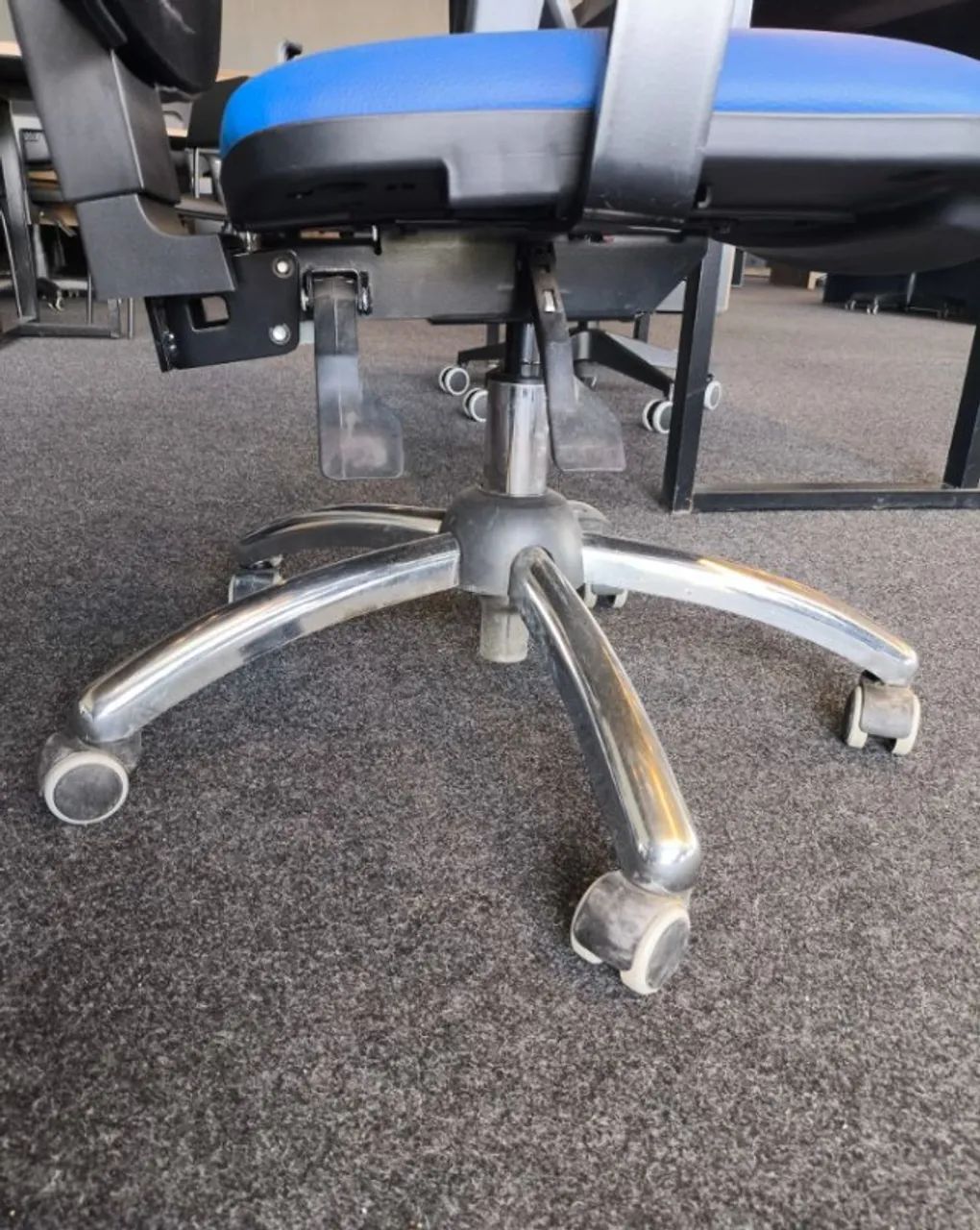 Cadeira de Presidente Back System - (Oferta)! - Foto 6