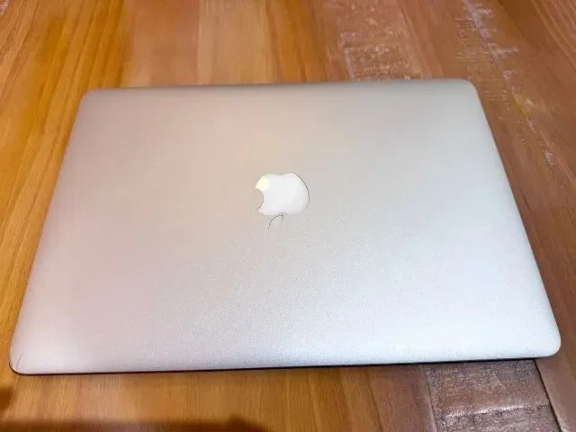 MacBook Air (13-inch, Early 2015) - Foto 2