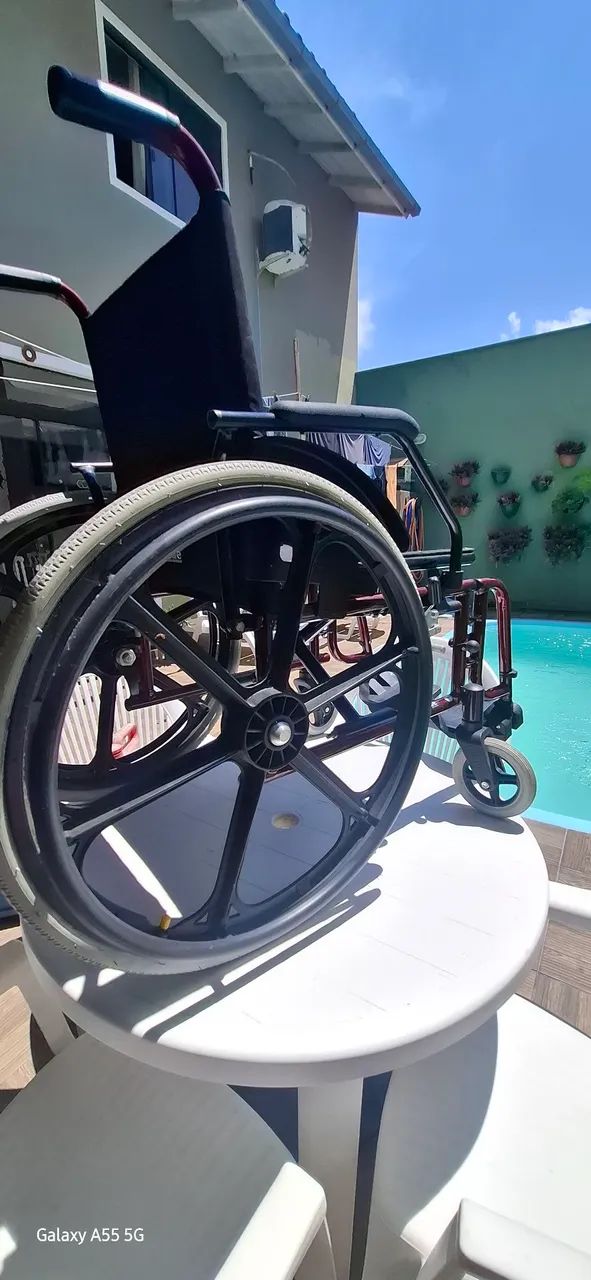 Cadeira de rodas  - Foto 4