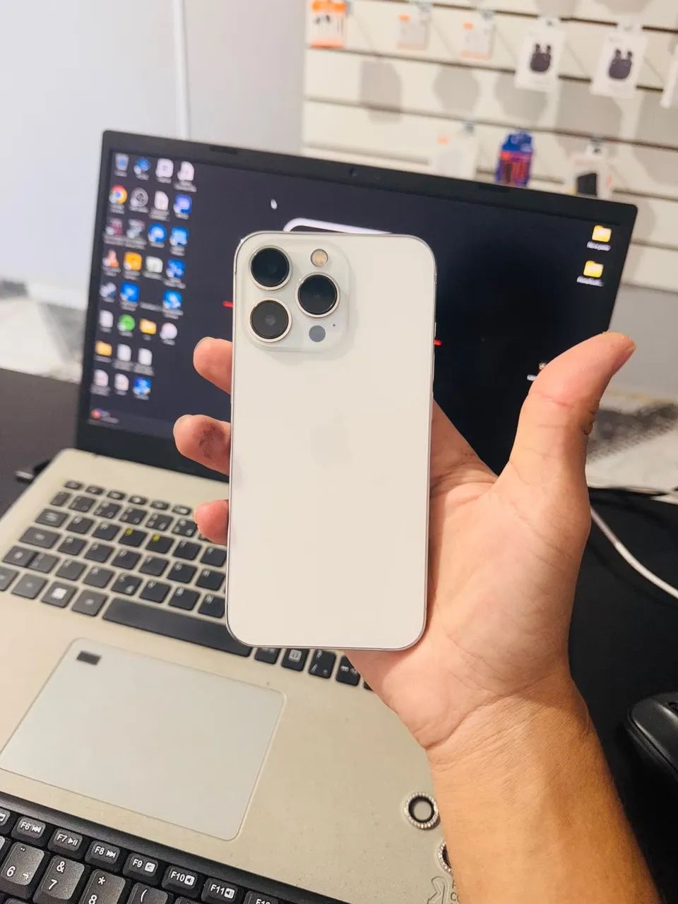 IPHONE 13 PRO - Foto 2