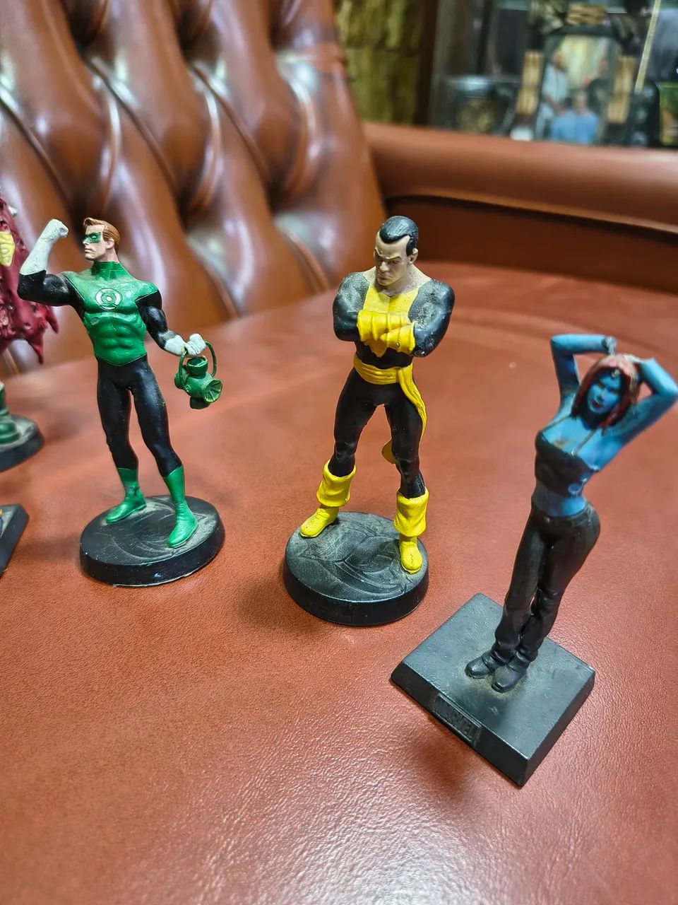 Kit de coleção Bonequinhos DC e Comics de metal e plástico Vendo todos juntos - Foto 5