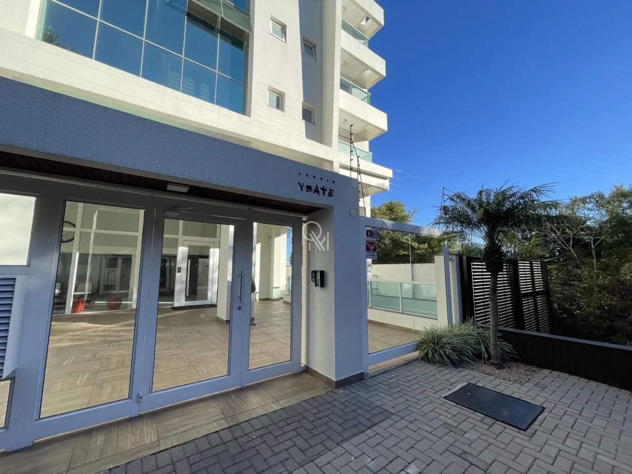 Apartamento mobiliado, com 2 quartos, no Panazzolo - Foto 2