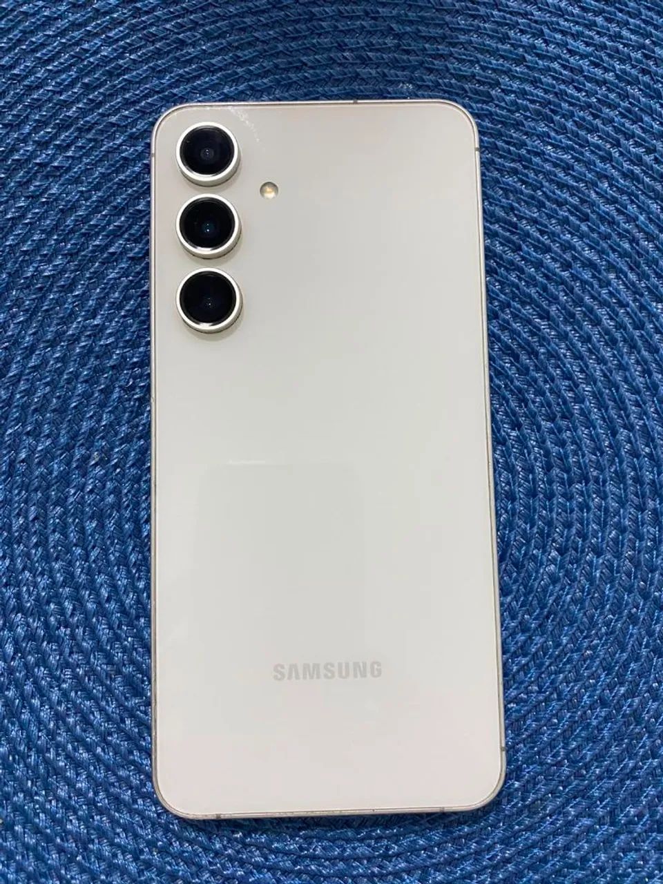 S24 FE, 256GB. EXCELENTE ESTADO DE CONSERVAÇÃO.