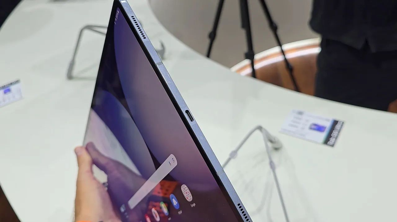 Samsung Galaxy Tab S10 Ultra - 512GB - Semi-novo + Kit Completo