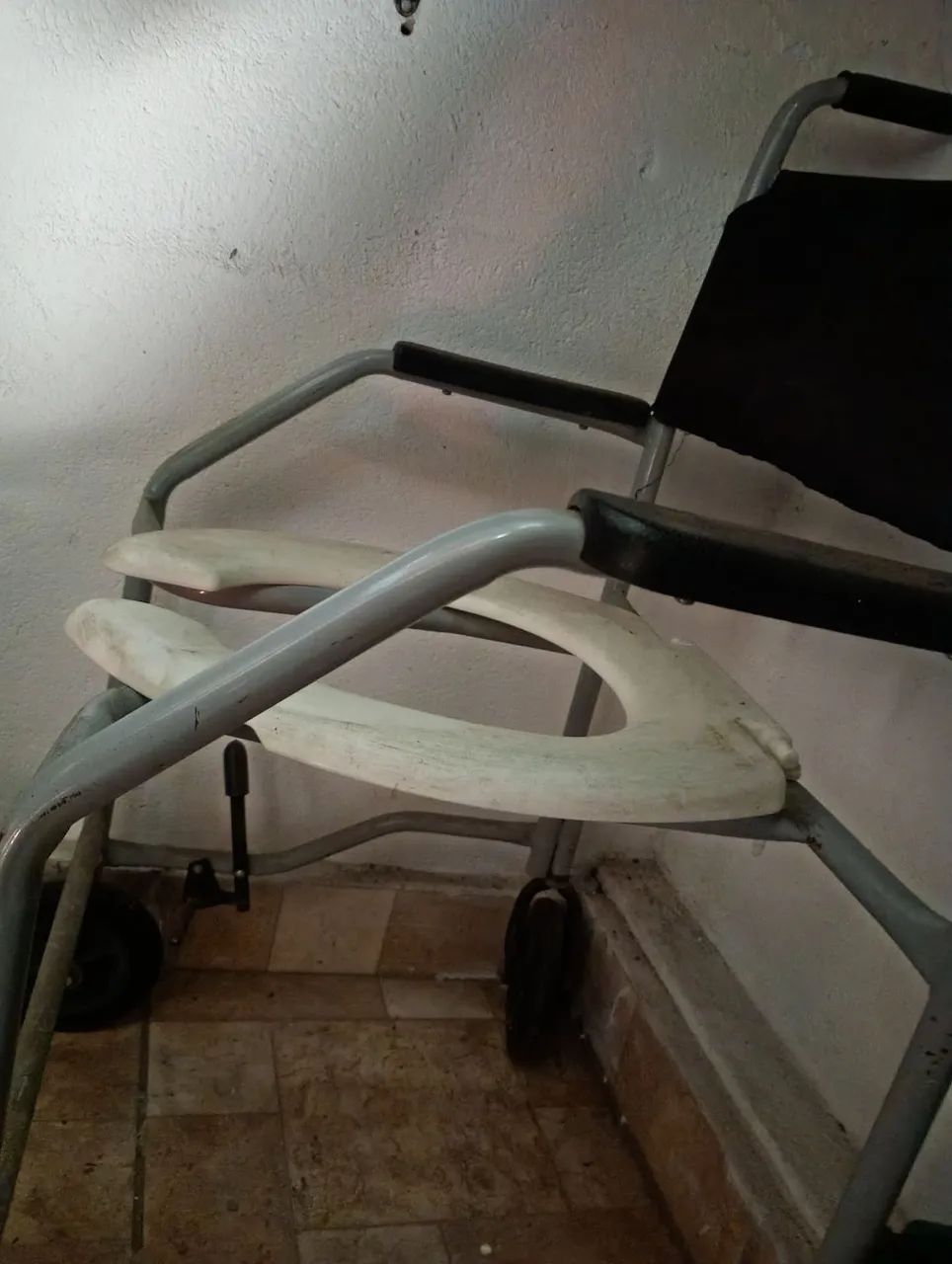 Cadeira de banho  - Foto 2