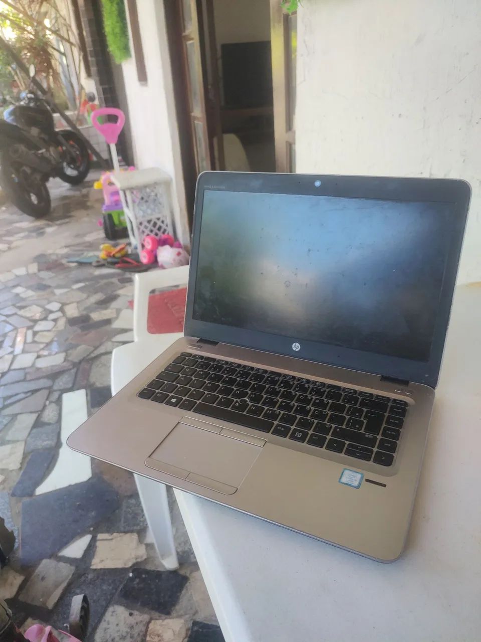 Vendo notebook Hp elite book  - Foto 4