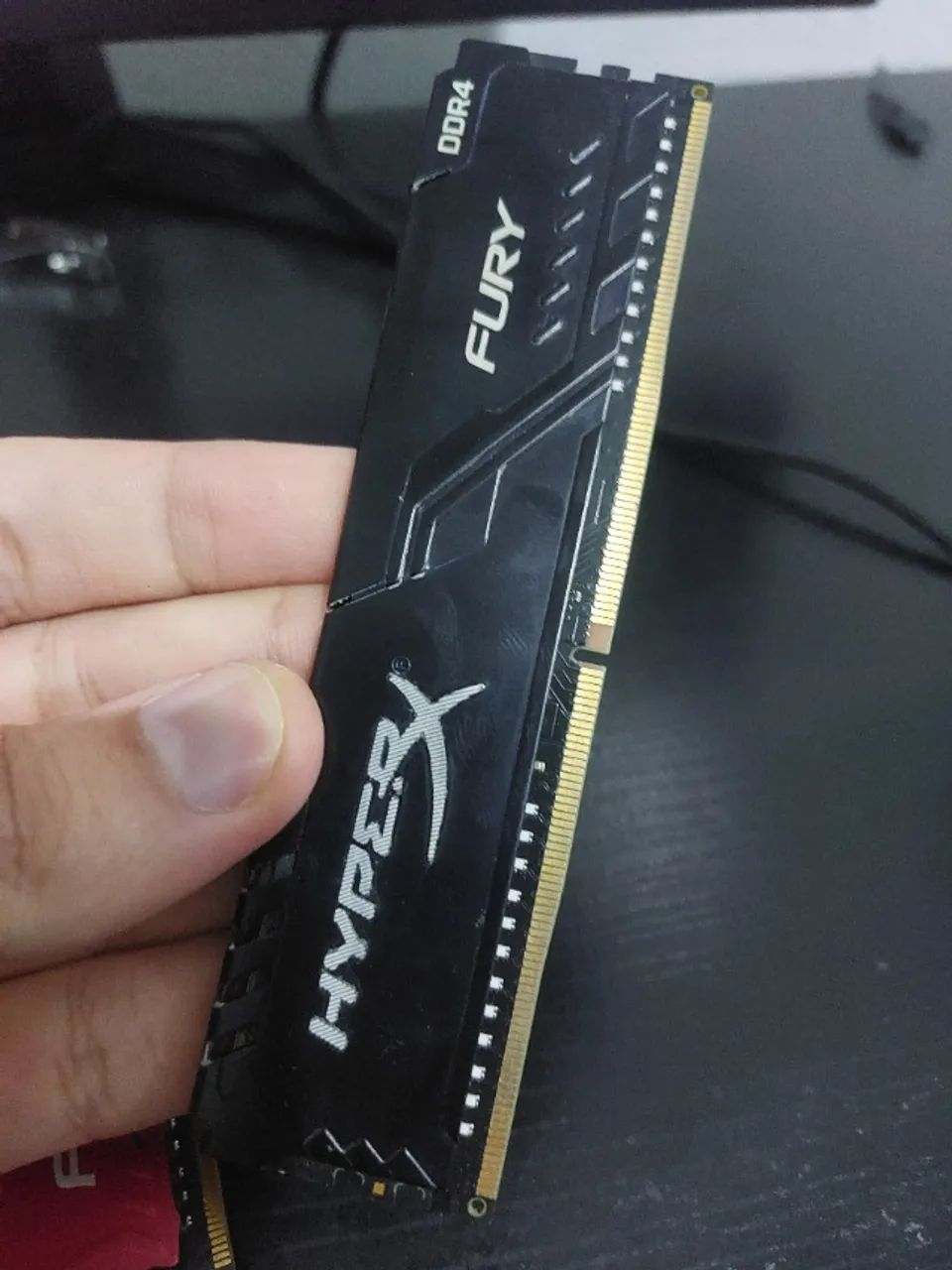 Memória RAM 8 GB DDR4 2400 MHZ