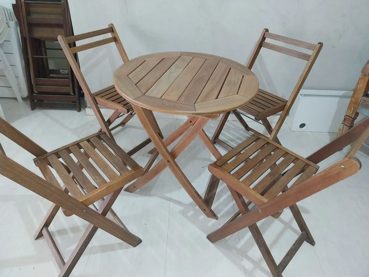 Mesa + quatro cadeiras Tok stok  - Foto 3