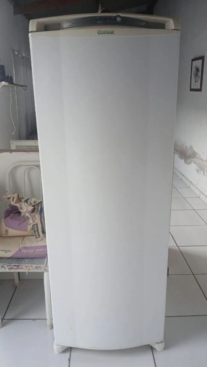 Vendo uma Geladeira!  - Foto 2