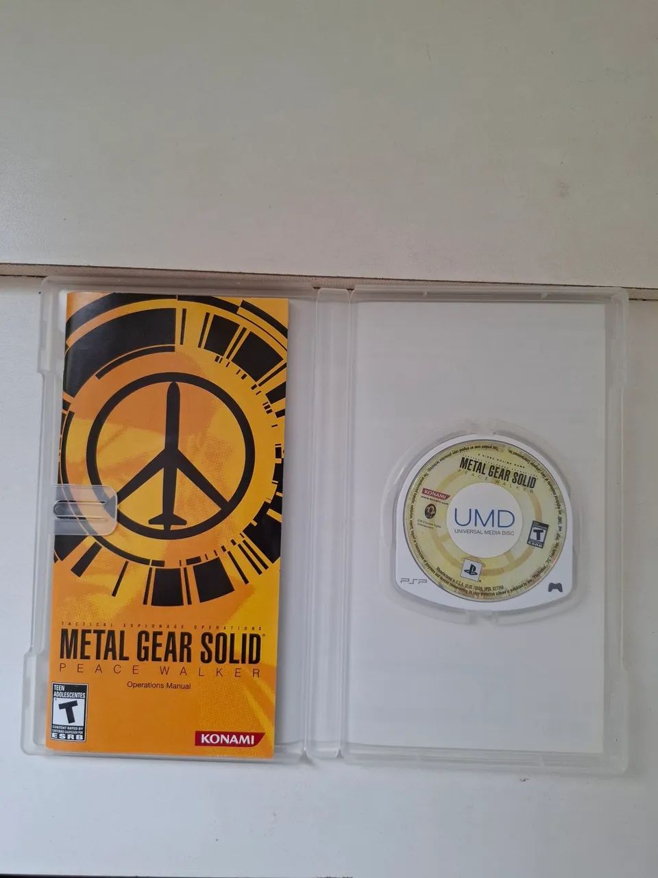 METAL GEAR SOLID PEACE WALKER - Foto 2