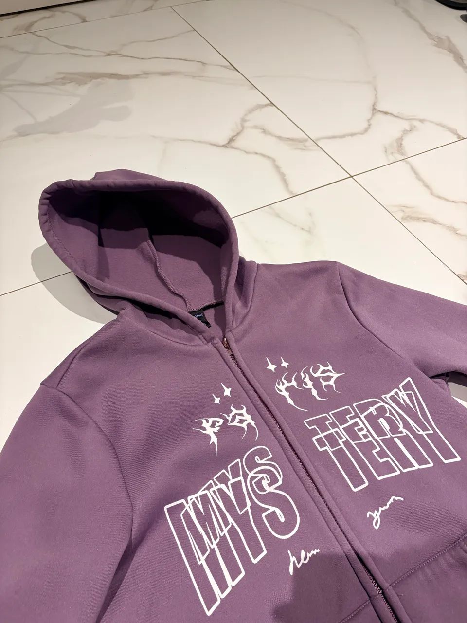 Moletom romwe roxo,tamanho P e nunca usado - Foto 2