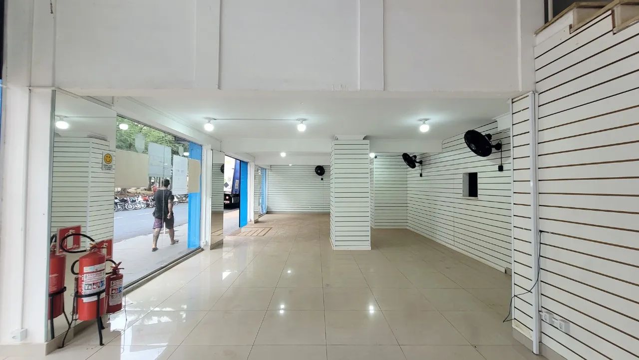 Ponto comercial com Vitrine para Alugar, 280m² - Centro - Rua Duque de Caxias - Foto 3