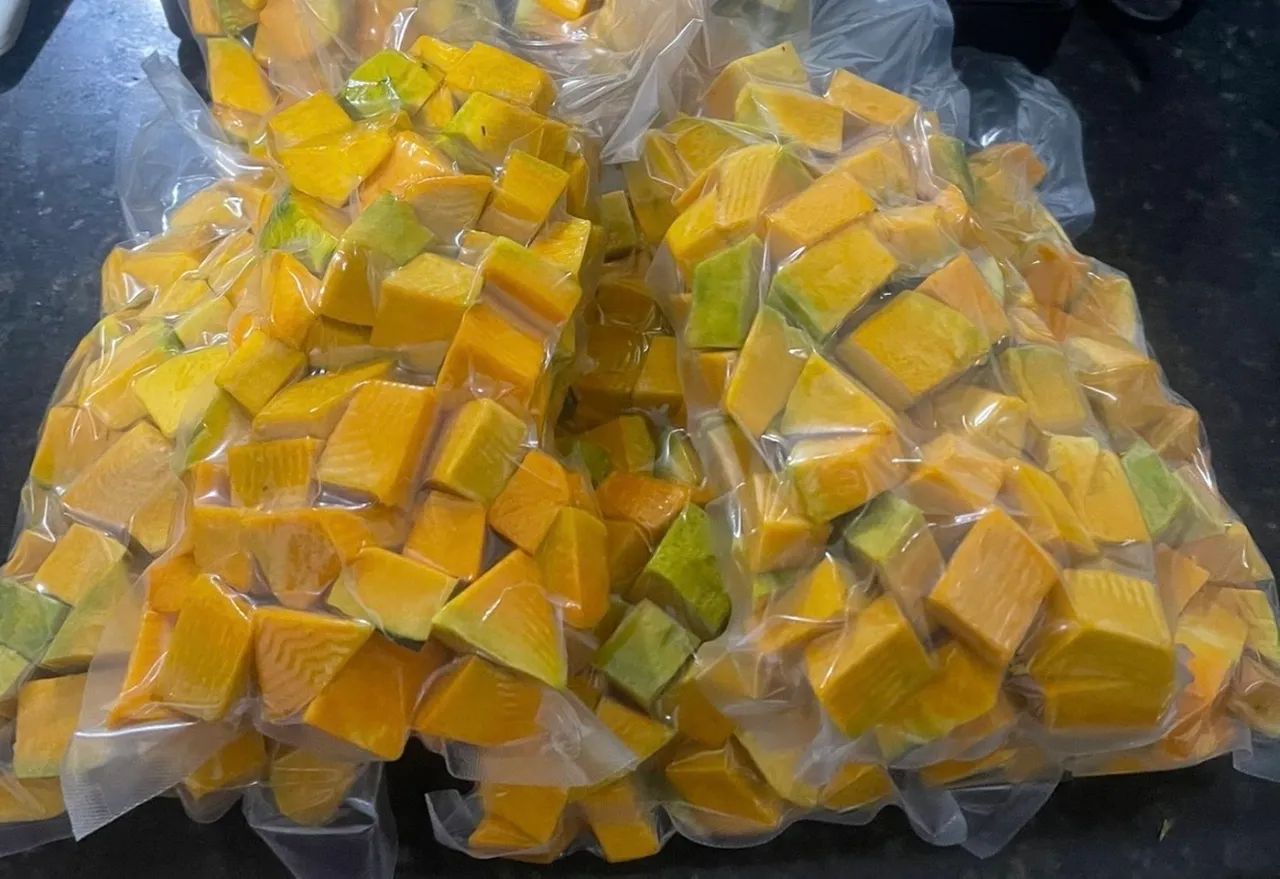 Abóboras picadas e higienizadas a vácuo. 
