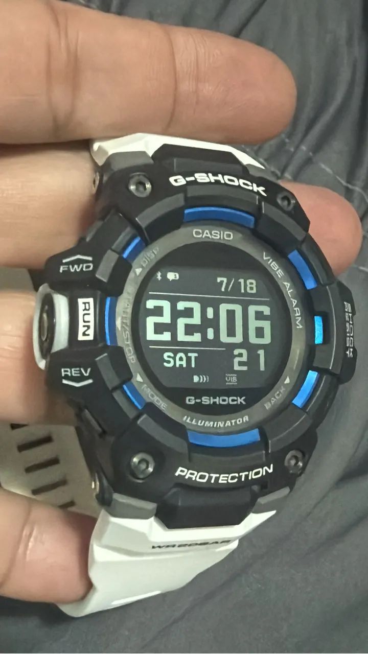 Relógio Casio g-shock gbd-100