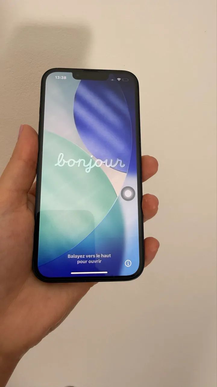 iPhone 13 