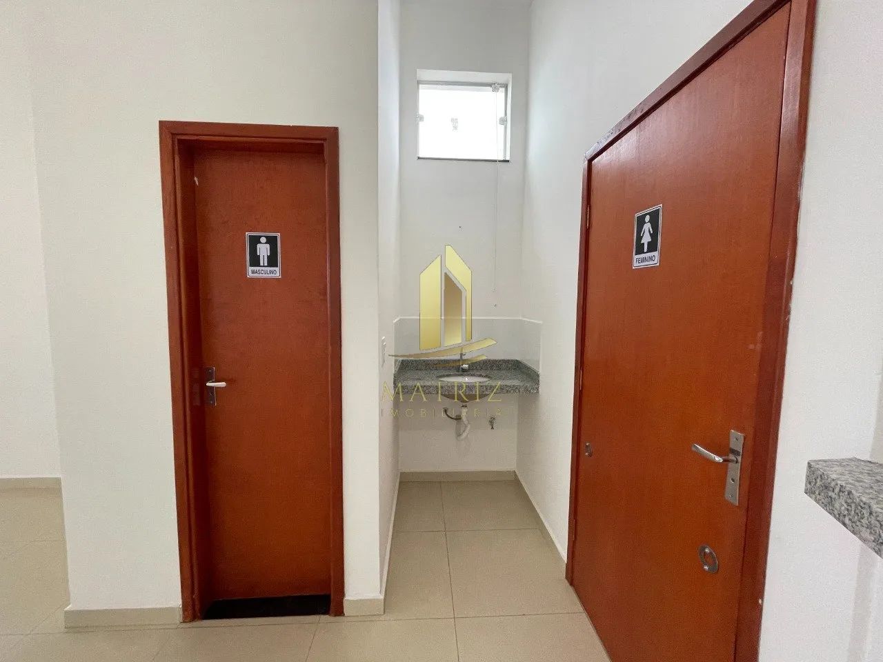 Aluga-se sala comercial Jd Esmeralda - Foto 4