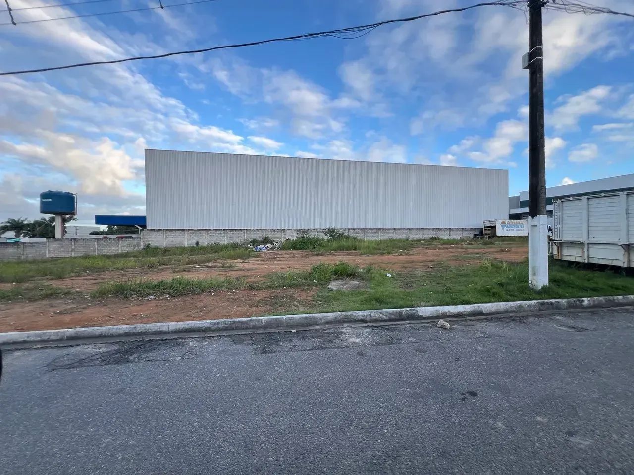 Excelente Terrenos para Locação em Condomínio Fechado