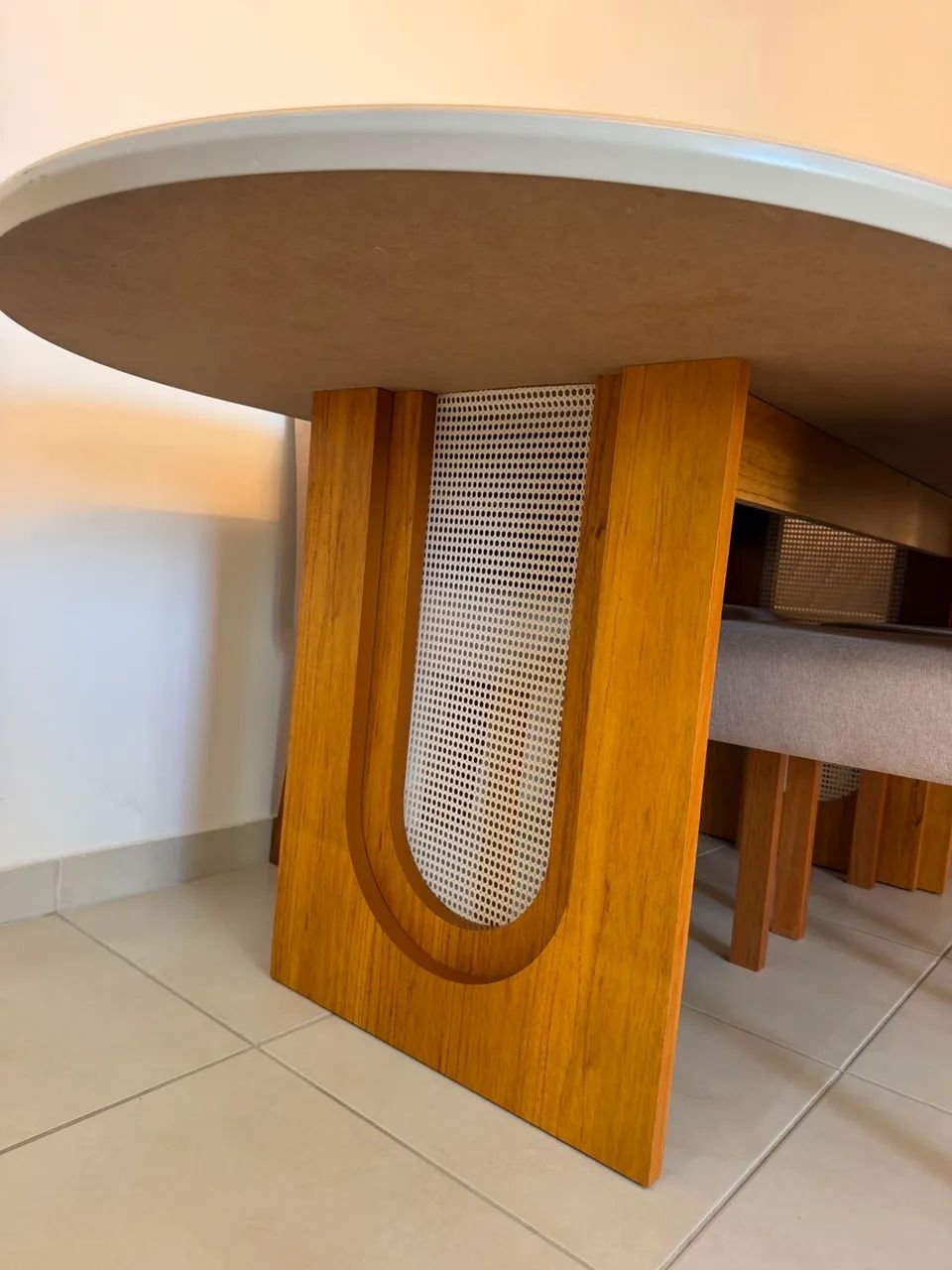 Mesa com 8 Cadeiras - Foto 2