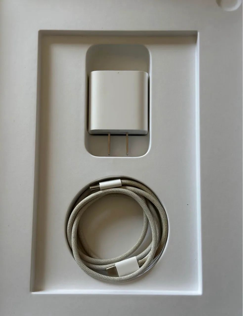 iPad Apple 10th Generation 64gb Prata - Foto 4