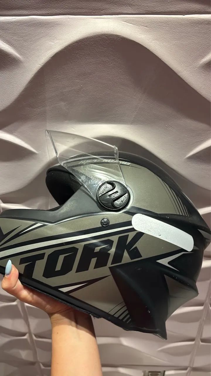 vendo capacete tork tamanho 56 - Foto 4