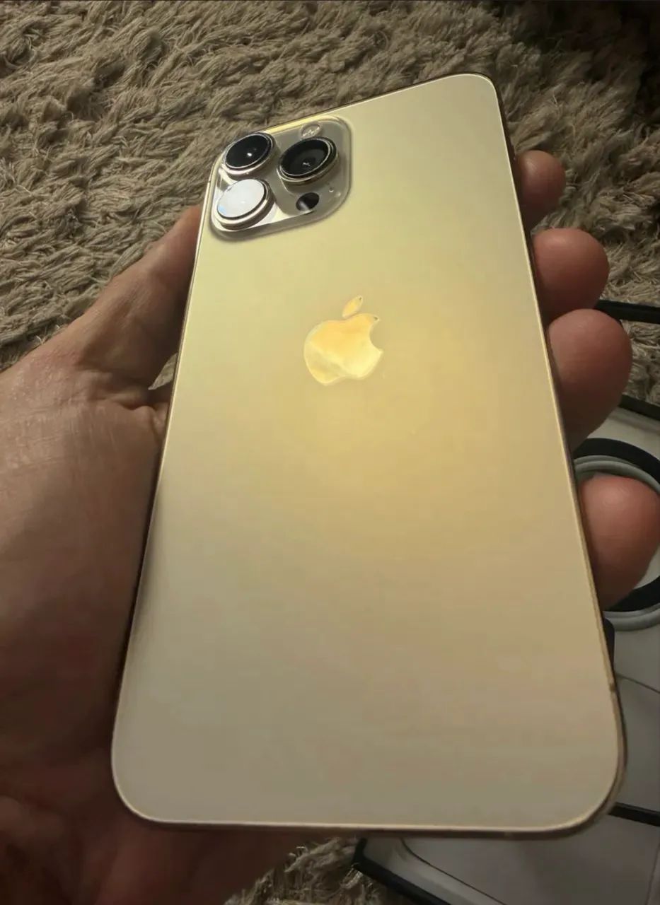 iPhone 13 Pro Max dourado - bateria 100% - Foto 2