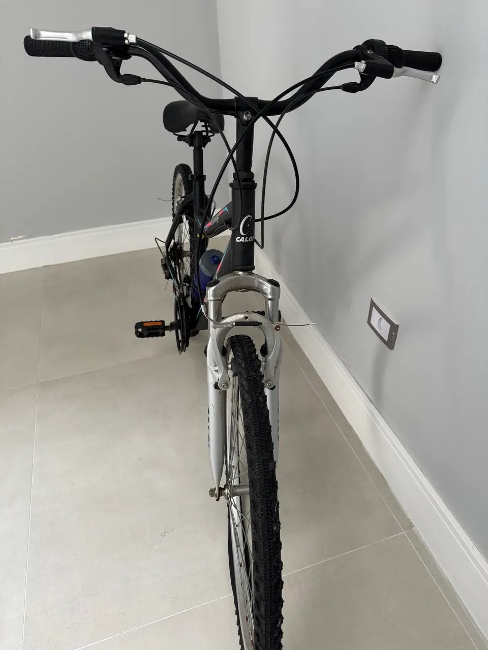Bicicleta Caloi  Rouge Aro 26 . Usada uma única vez .  - Foto 3