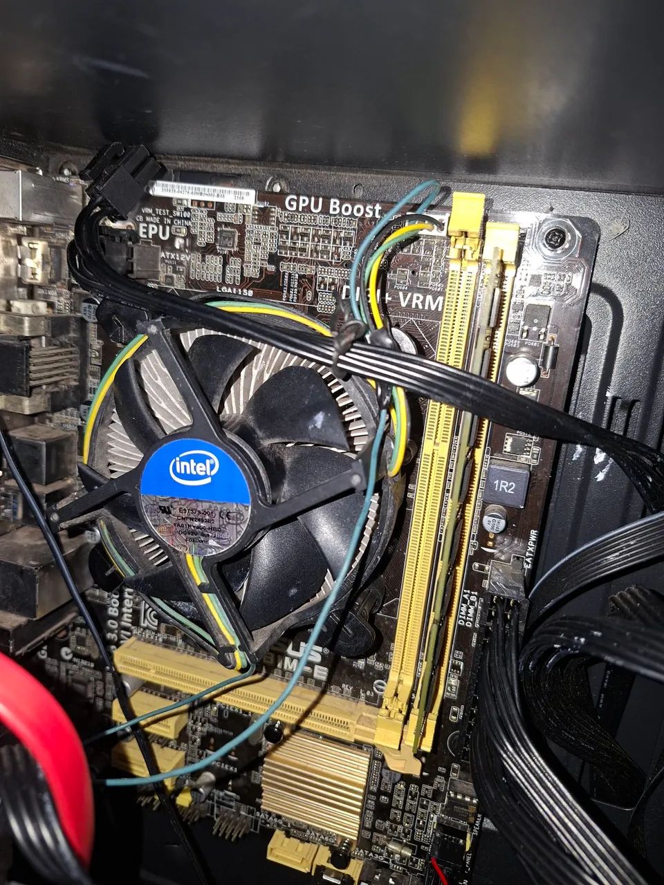 Placa Asus H81M-A  - Foto 3