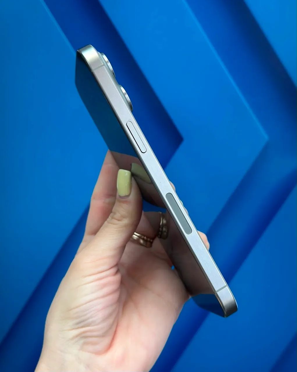 IPHONE 15 PRO MAX - Foto 4