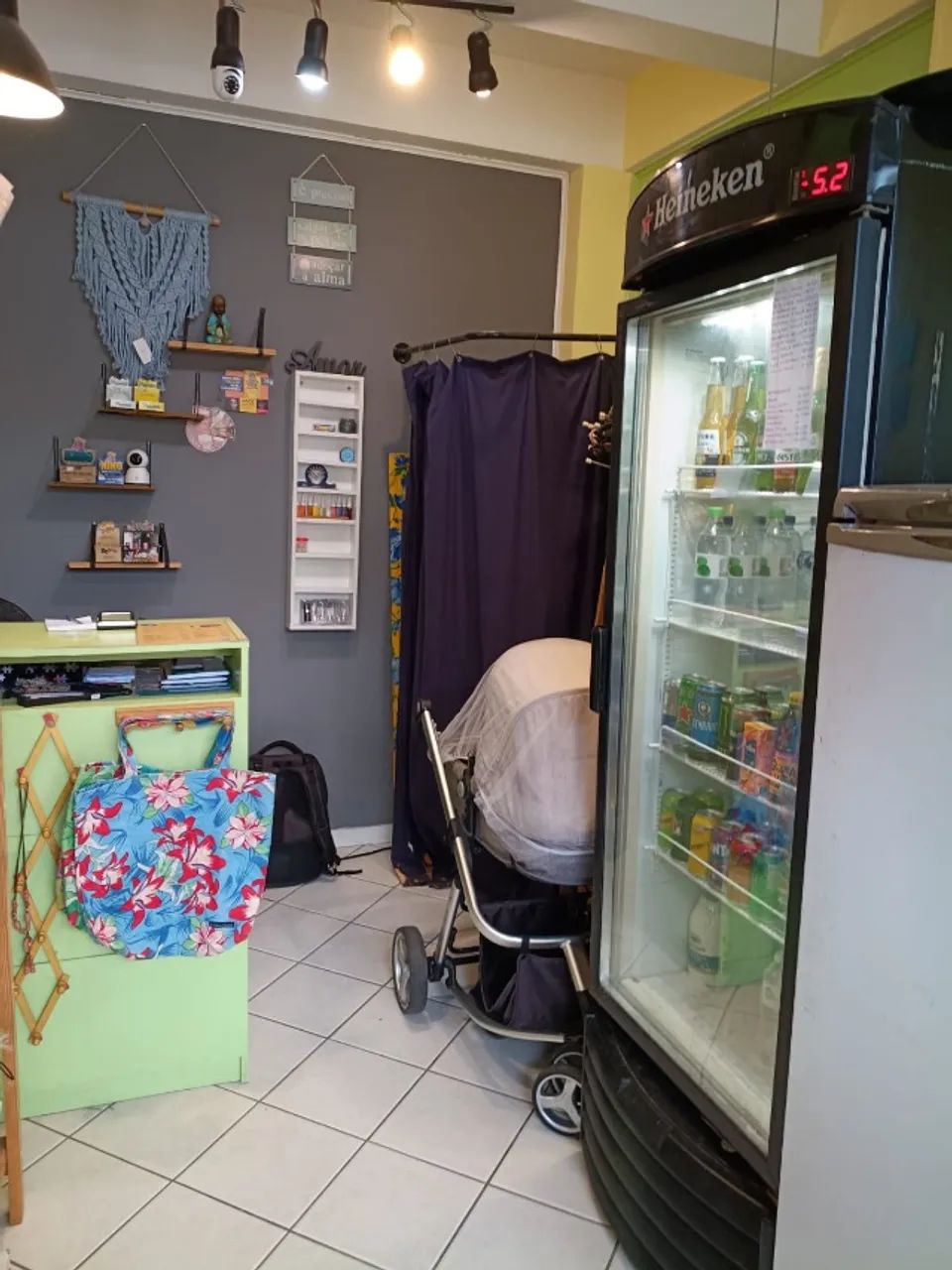 Freezer Expositor Cervejeiro Metalfrio Heineken - Geladeiras e