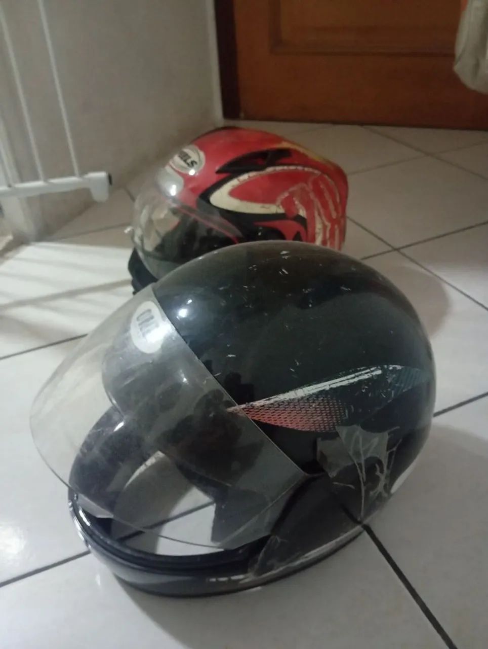 Kit 2 capacete por preço de um  - Foto 3