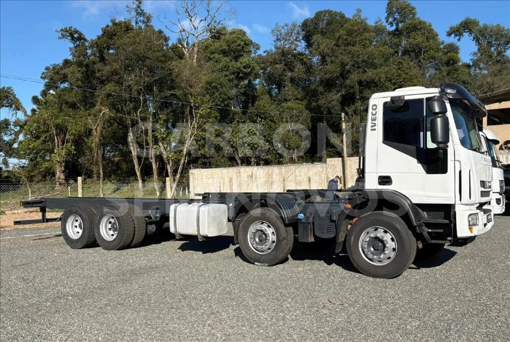 IVECO TECTOR 24.280 8X2 2016/2016 - Foto 3