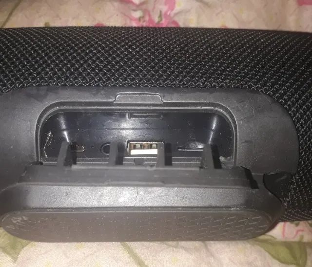 Caixa de som bluetooth jbl charge 3  - Foto 3