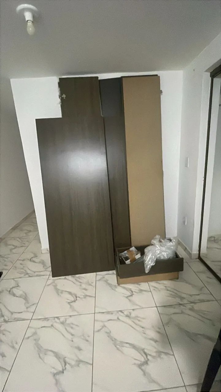 GUARDA-ROUPA 6 PORTAS - Foto 5