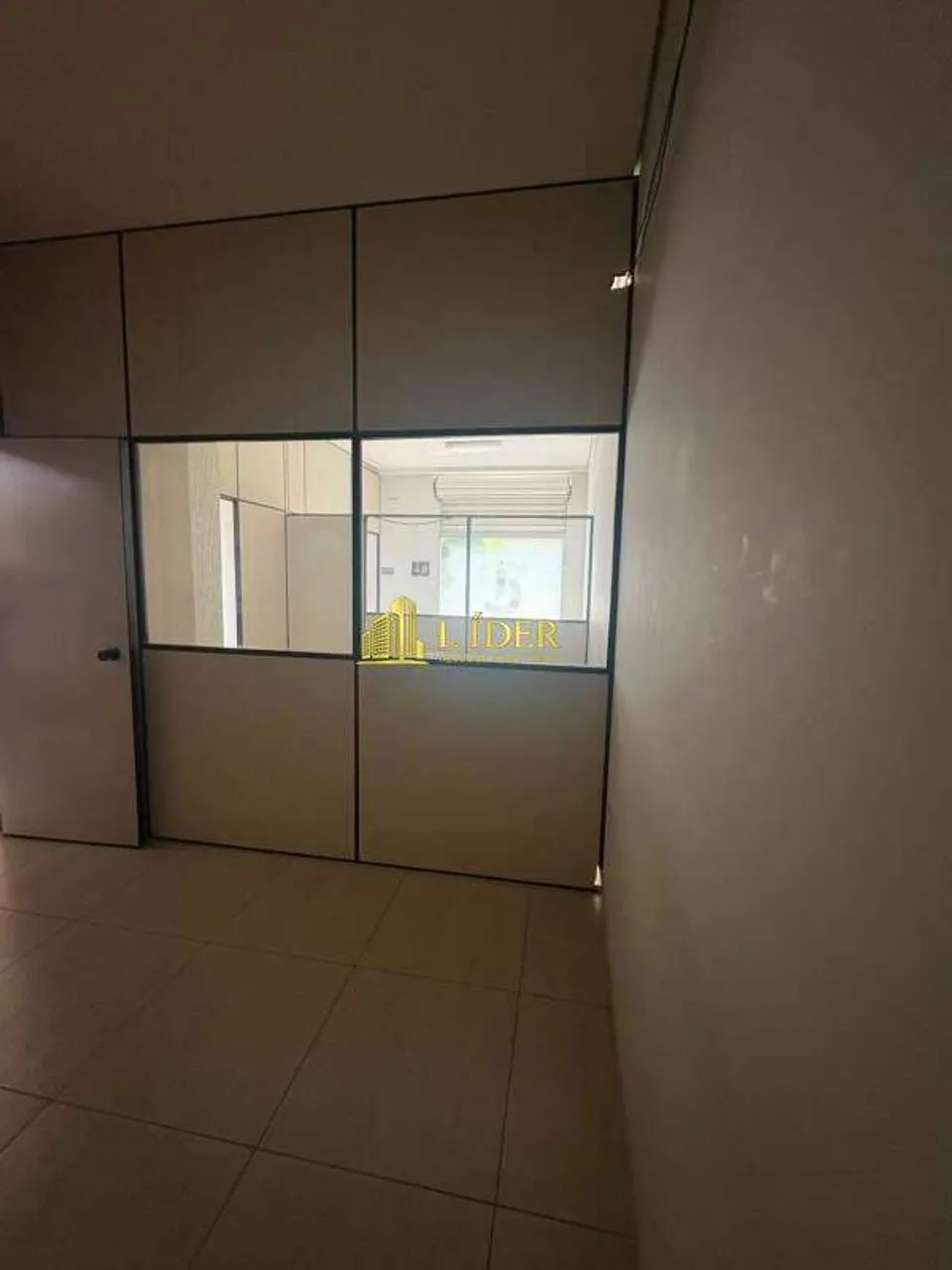 CÔMODO COMERCIAL COM EXCELENTE LOCALIZAÇÃO - Foto 2