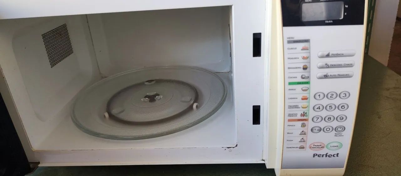 microondas Funcionando perfeitamente 180,00 - Foto 2