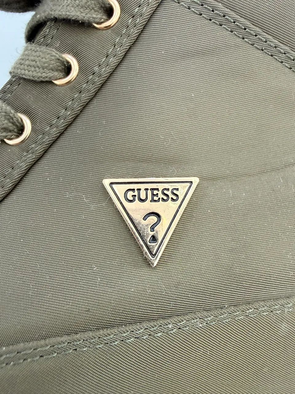 BOTA GUESS COM SALTINHO IMPORTADA DOS  EUA  - Foto 3