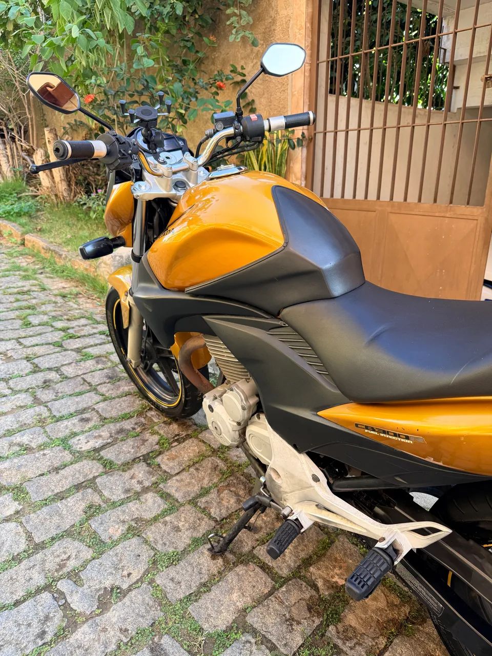 Honda CB300R 2011 - Foto 5