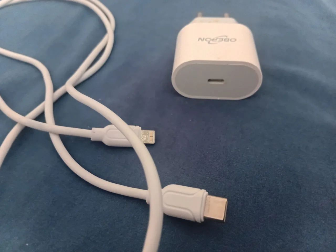 Carregador Tipo Lightning iPhone + Tomada 12V - Foto 2