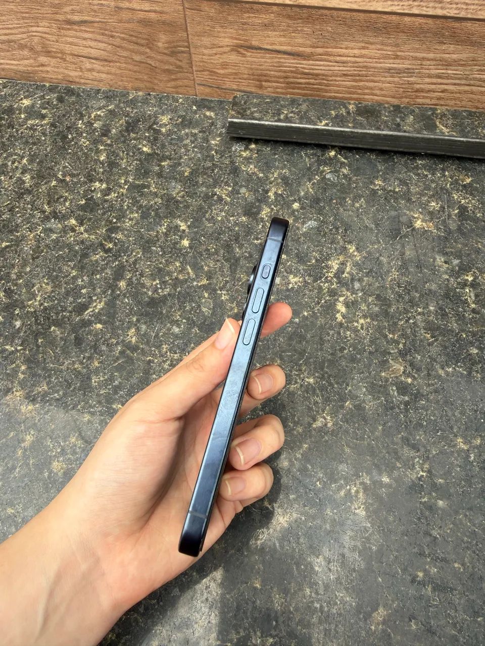 IPHONE 15 PRO - Foto 4
