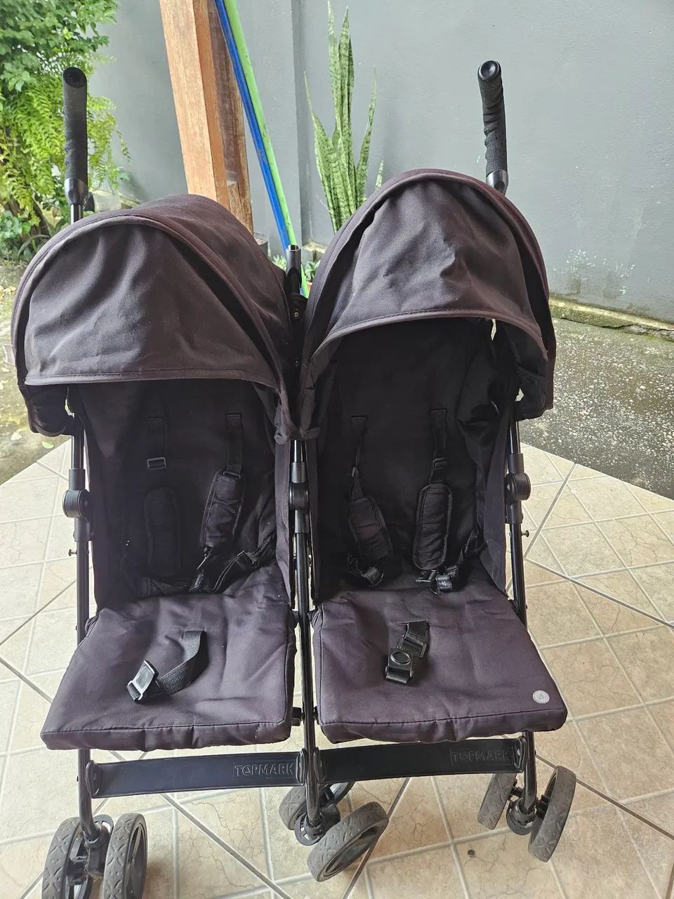 Carrinho para gêmeos + colchonete  - Foto 2