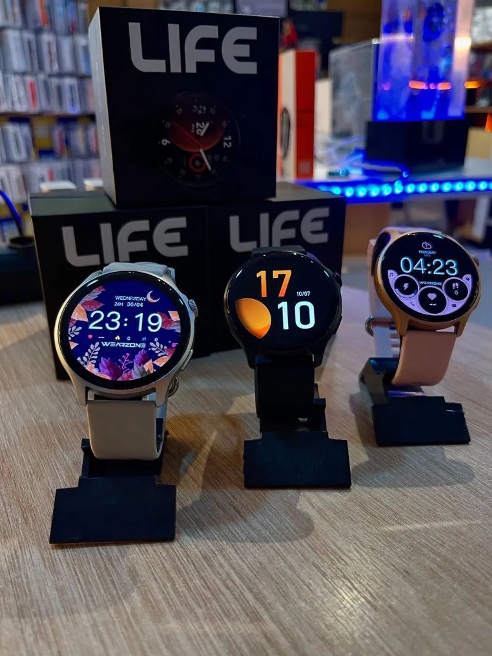 WEARZONE LIFE COM TELA AMOLED 
