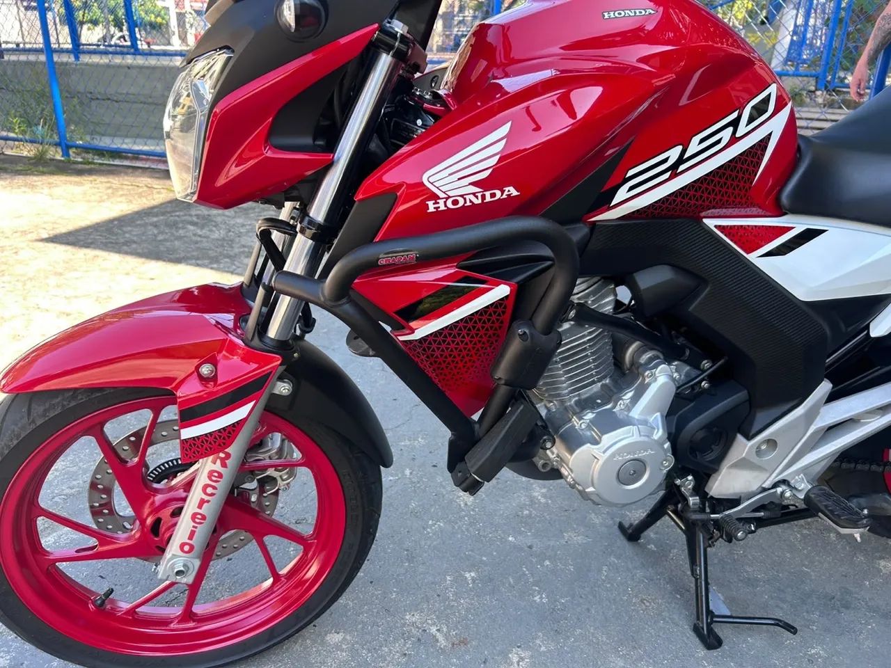 Cb250f twister abs - Foto 5