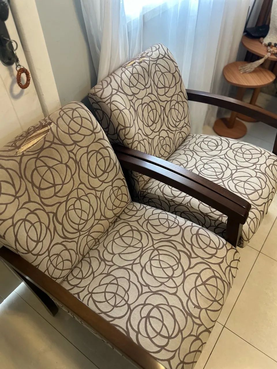 Jogo com 2 poltronas p/ sala - Foto 4