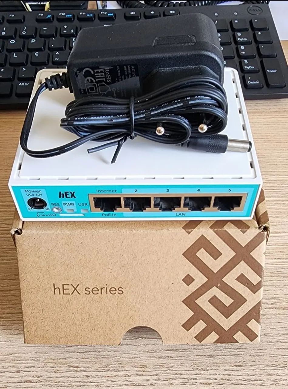 Mikrotik Roteador Routerbord Rb750gr3 - Foto 3