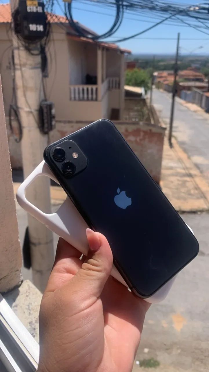 iPhone 11